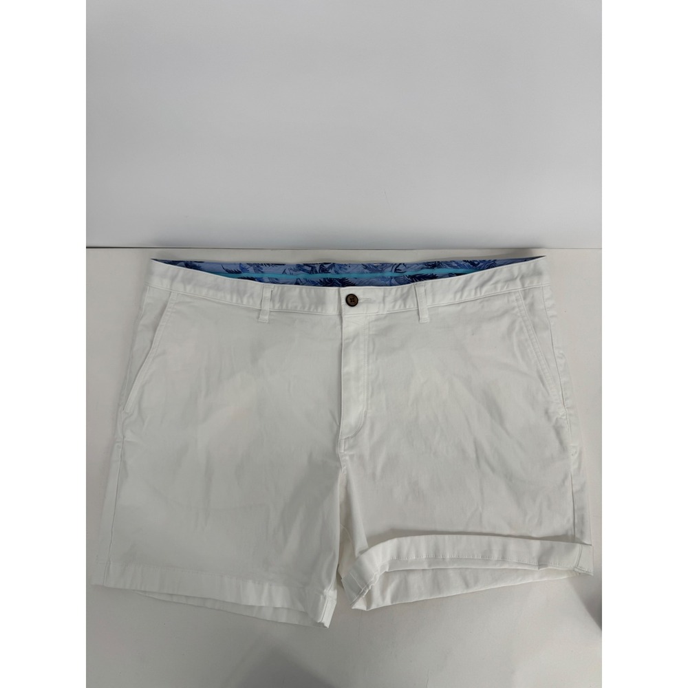 Tommy Bahama Mens White Flat Front Chino Shorts Cotton Blend Sz 44